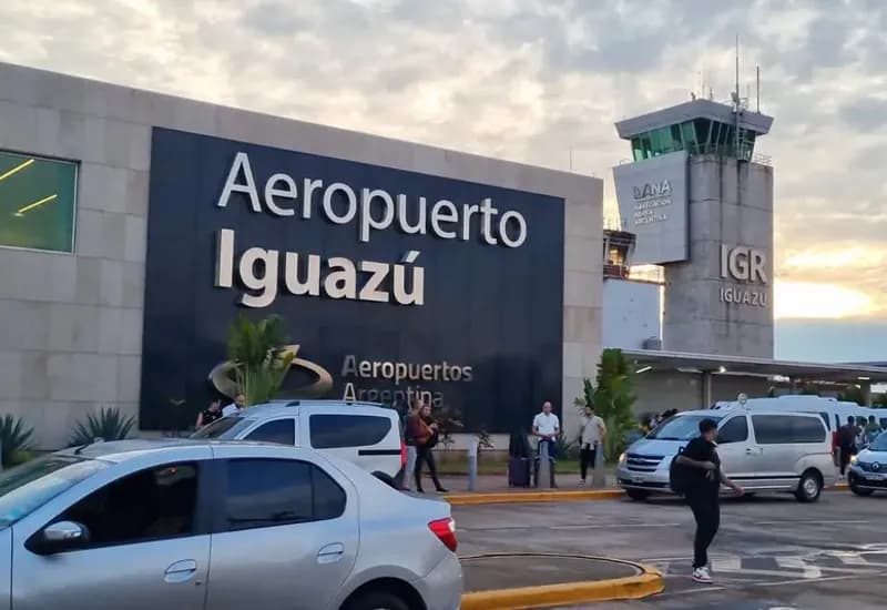 Aeropuerto IGR → Hoteles en Iguazú · Solo ida