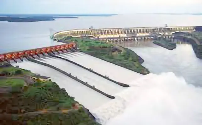Represa Hidroeléctrica Itaipú. Foz de Iguazú Brasil.